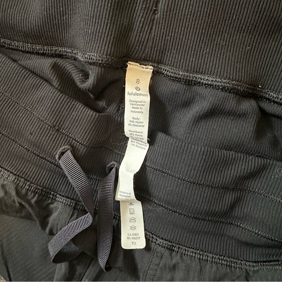 Lululemon studio pants - Picture 3 of 3